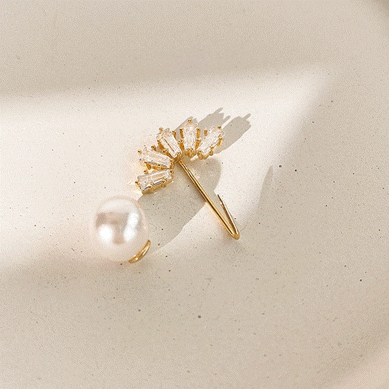 Cubic pearl broach/M-110