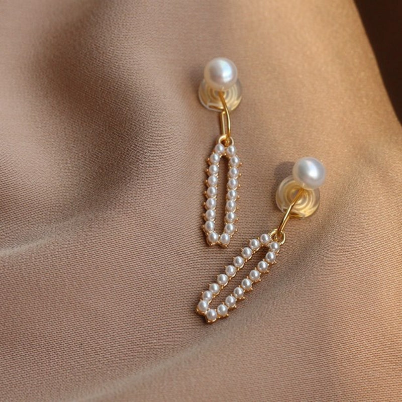 Oval pearl design earring/M-33